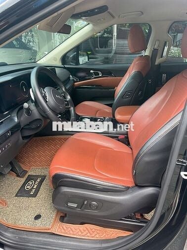 Kia Carnival 2022 2.2D Premium 7 chỗ - 51000 km