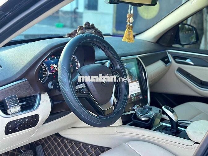 Bán xe VinFast Lux SA2.0 Premium 2.0 AT