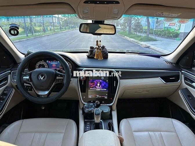Bán xe VinFast Lux SA2.0 Premium 2.0 AT