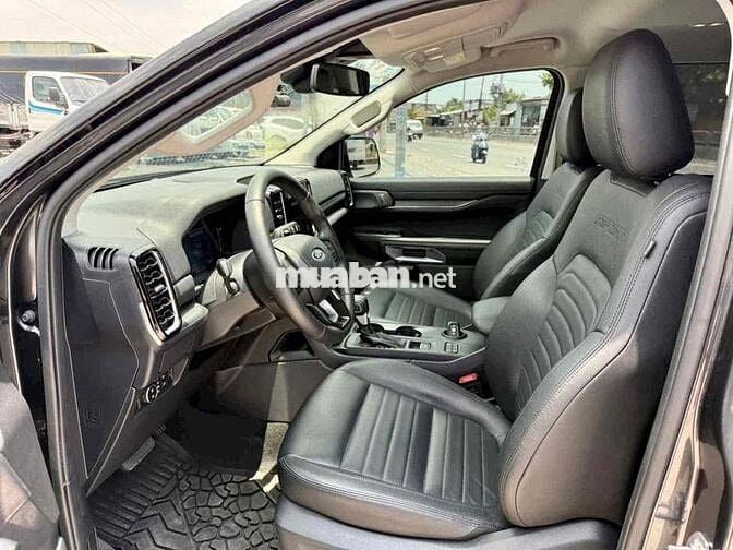 Ford Everest 2023 Sport 2.0L 4x2 AT - 26000 km