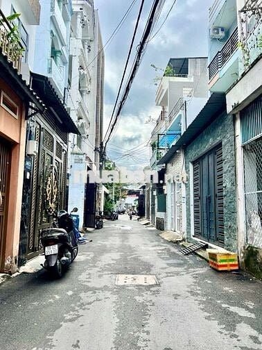 BÁN NHÀ DƯƠNG THỊ MƯỜI QUẬN 12, HẺM XE HƠI, DT 55M²(5×11), GIÁ SIÊU RẺ