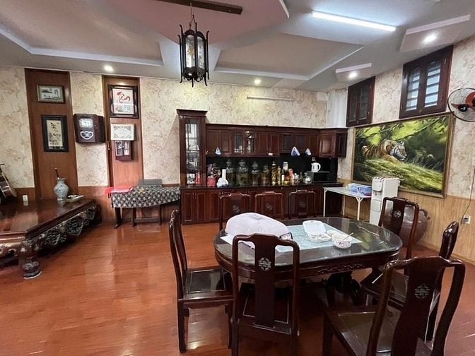 Bán Biệt thự 13.5 tỷ gần đường Nguyễn Thị Định phường Bình Trưng Tây.