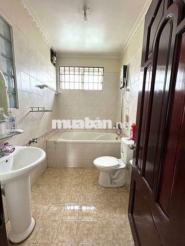 CHO THUÊ PHÒNG TRỌ SẴN NỘI THẤT HƯNG PHÚ CTY8 GẦN ĐH KIẾN TRÚC 3TR