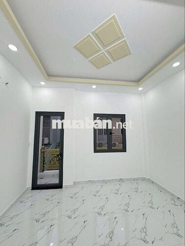 Bán nhà giáp ngã tư bốn xã, 40m2, 3 tỷ xx