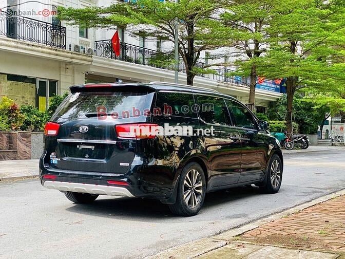Xe Kia Sedona 2.2L DATH 2017 - 619 Triệu