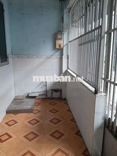 Cần bán nhà cấp 4  PTTN .Q12 .DT 4x10 .gác lửng  2PN 1WS.hėm 4m