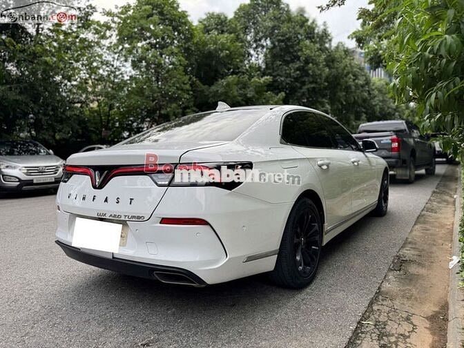 Xe VinFast Lux A 2.0 Plus 2.0 AT 2020 - 489 Triệu