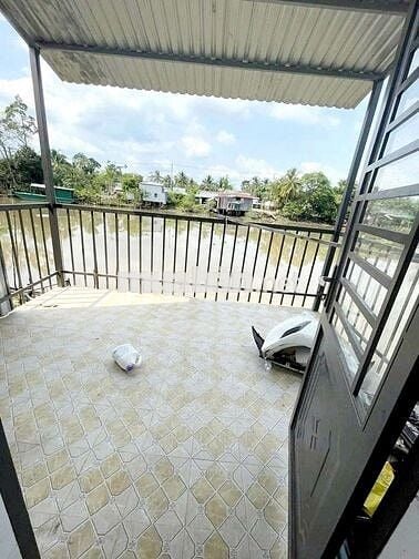 Nhà mới 4x15 có máy lạnh đường Lê Hồng Nhi