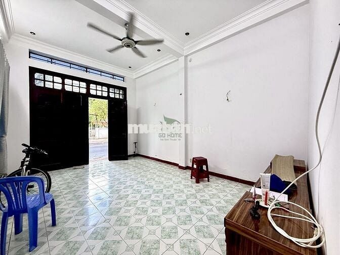 CHO THUÊ NHÀ 3 PHÒNG NGỦ GẦN BIỂN KHU VĨNH NGUYÊN