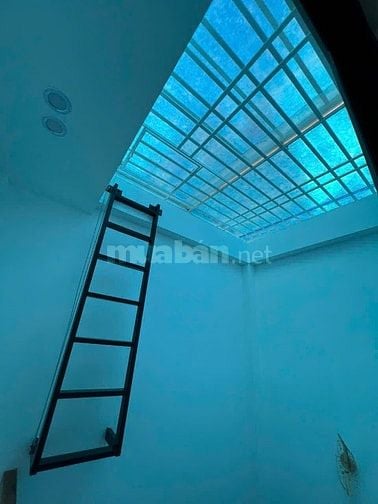 HH 2% GỬI AE MÔI GIỚI - CHÍNH CHỦ BÁN NHÀ MỚI XÂY 4 TẦNG LẦU – HXH Q.3