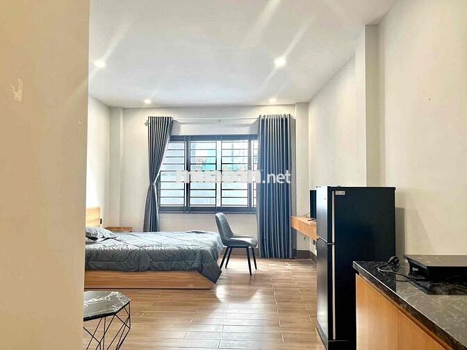 Căn Studio Ban Công Rộng Rãi Thoáng Mát - Ngay Trung Tâm Phú Nhuận