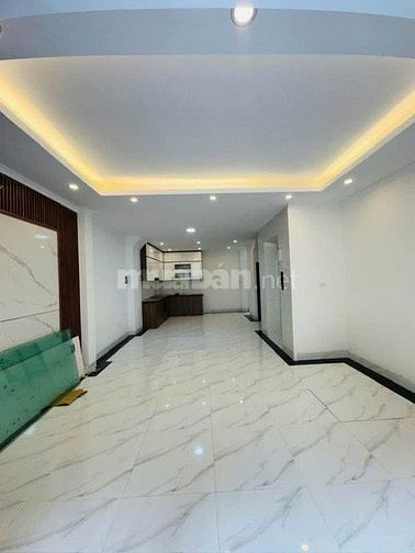 Bán nhà phố Vĩnh Tuy xây mới thang máy, Dt 63m2, 5t, mt 4.6m, 10 tỷ.