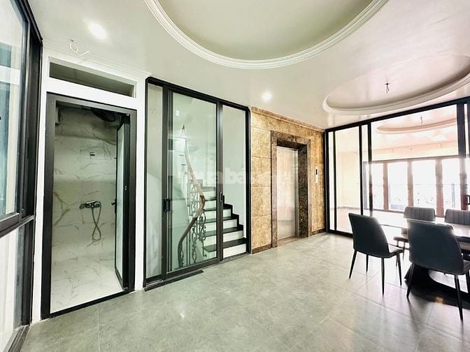 Quan Nhân, 60m2, 9T Thang máy, có hầm, phân lô, vỉa hè, ô tô tránh