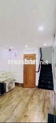 Cho thuê nhà Hẻm Xe Hơi Trệt 3 Lầu 5x8 Quận 10