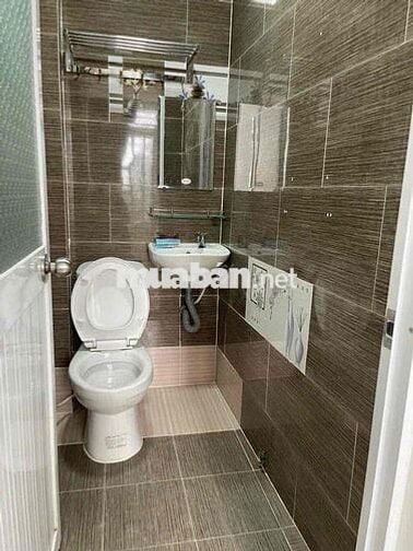 nhà khu vip P1 Q8 DT 2m5x5m5 .1 lầu .1 Phòng ngủ 2 tolet