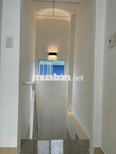 nhà khu vip P1 Q8 DT 2m5x5m5 .1 lầu .1 Phòng ngủ 2 tolet