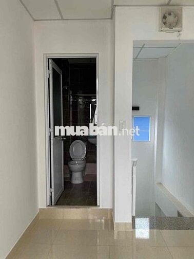 nhà khu vip P1 Q8 DT 2m5x5m5 .1 lầu .1 Phòng ngủ 2 tolet