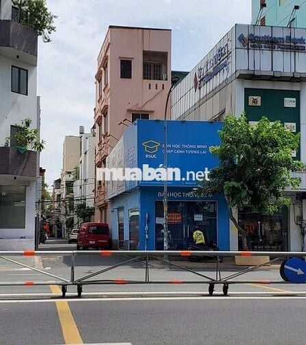 Mặt bằng kinh doanh 2 mặt tiền đường Cộng Hoà