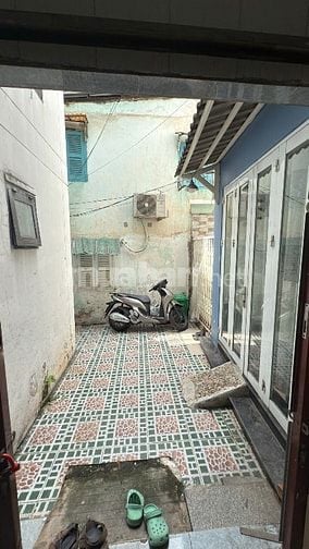 Bán nhà hẻm 68 Trần Quang Khải Q1, rất thuận tiện đi lại
