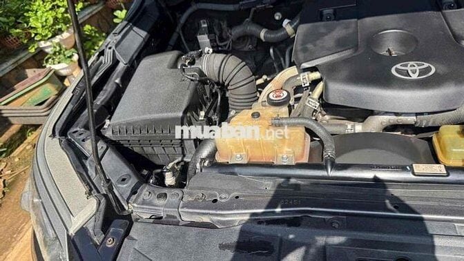 Toyota Fortuner 2016 2.4AT 4x2