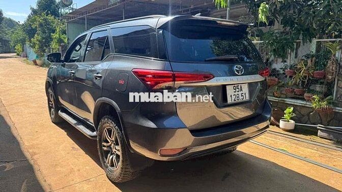Toyota Fortuner 2016 2.4AT 4x2