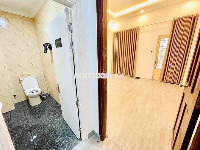 SIÊU PHẨM CHO THUÊ MẶT TIỀN LÊ HỒNG PHONG Q10 - 5 TẦNG - NHÀ MỚI ĐẸP
