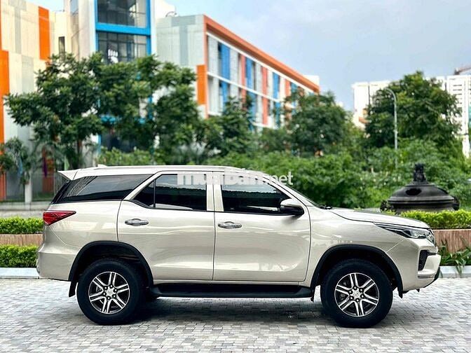 Toyota Fortuner 2021 2.4G 4x2 AT - 90000 km
