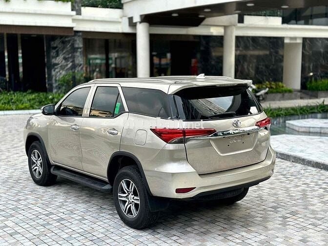 Toyota Fortuner 2021 2.4G 4x2 AT - 90000 km