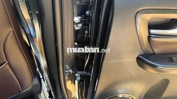 Toyota Fortuner 2016 2.4AT 4x2