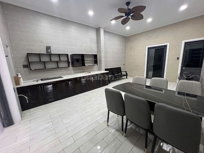 BÁN CĂN NHÀ NGAY GẦN TRẠM THU PHÍ LÁI THIÊU-1 TRỆT 2 LẦU ĐƯỜNG ÔTÔ 
