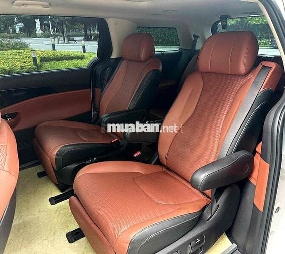 Kia Carnival 2022 2.2D Signature - 70.000km