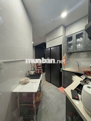 BÁN CĂN PEGASUITE1 - 2PN 2WC ( 68m2) -View hướng quận 1, bancol thoáng