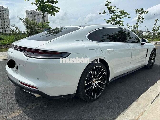 Porsche Panamera 4 Executive 2023 - 14888 km