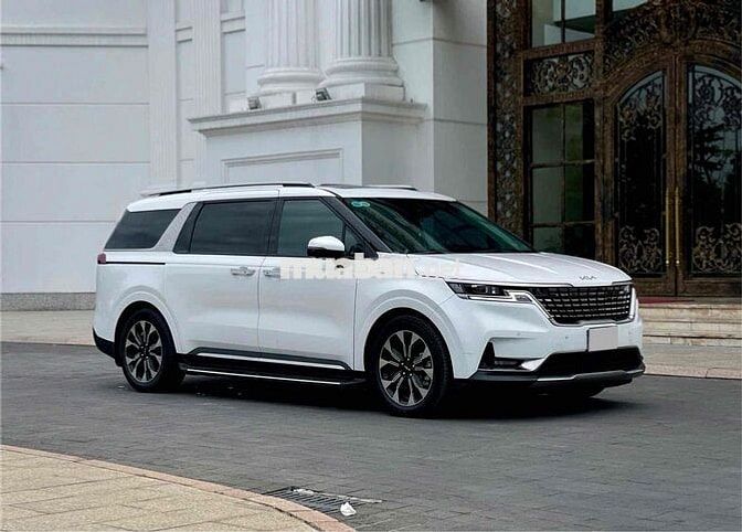Kia Carnival 2022 2.2D Signature - 70.000km