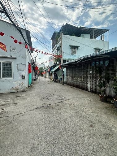  BÁN NHÀ 1 TRỆT 1 LẦU CHÍNH CHỦ – GIÁ 6 TỶ (Thương lượng)