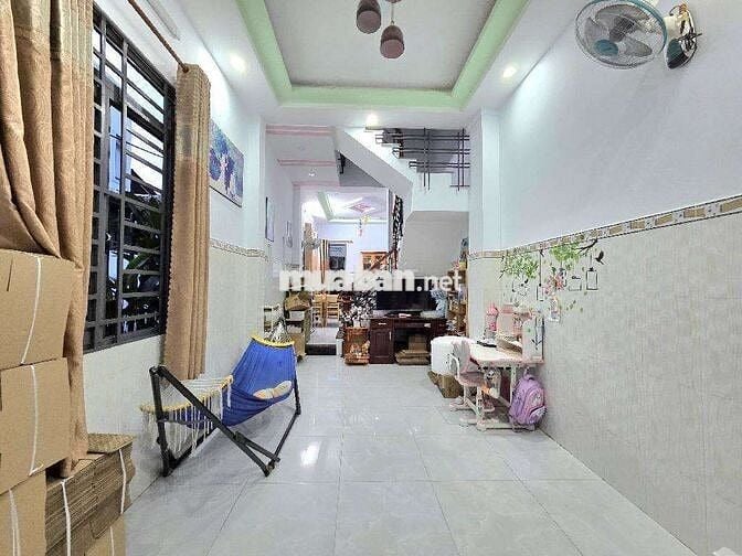 Gấp BÁN NHÀ BÌNH TÂN, gần Tân Phú, 2 tầng, DT 4x16m, HXH, nhỉnh 4 tỷ