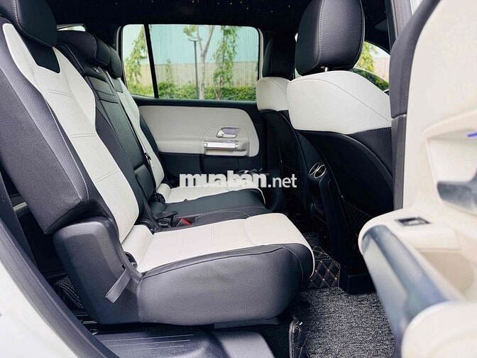 Mercedes Benz GLB200 AMG 2021