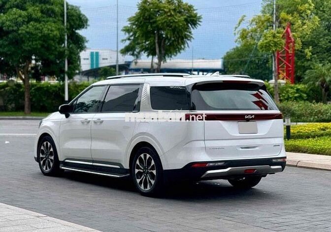 Kia Carnival 2022 2.2D Signature - 70.000km
