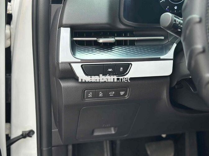 Kia Carnival 2022 2.2D Signature - 70.000km