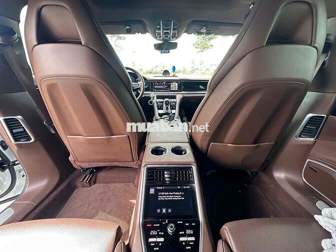 Porsche Panamera 4 Executive 2023 - 14888 km