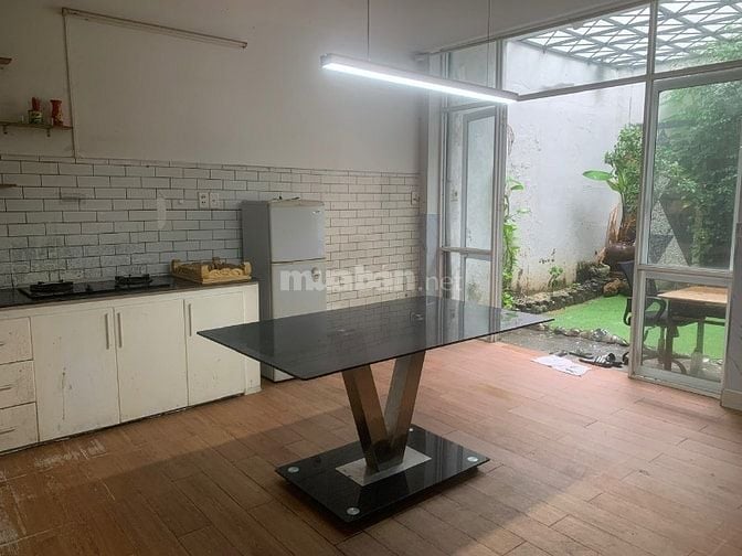Cho thuê chính chủ nhà nguyên căn 2 tầng
