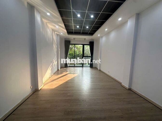 Cho thuê nhà chính chủ mặt tiền 4 mét làm văn phòng, cửa hàng, nhà ở