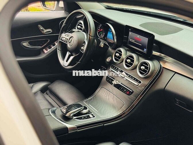 Mercedes Benz C200 2019