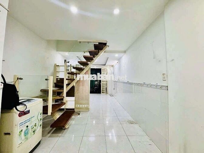 82/43a Nguyễn Cư Trinh Q1 3,5x12m 1 Trệt 1 lầu 2 Phòng 3 Giường Giá 10