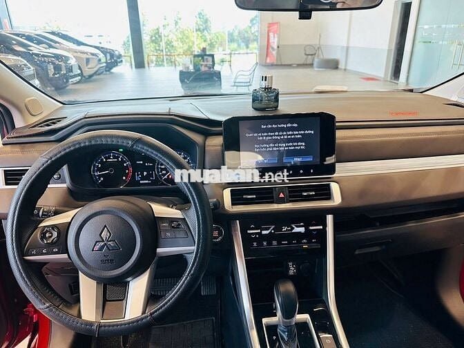 Mitsubishi Xpander 2025 Premium 1.5 AT - 5900 km