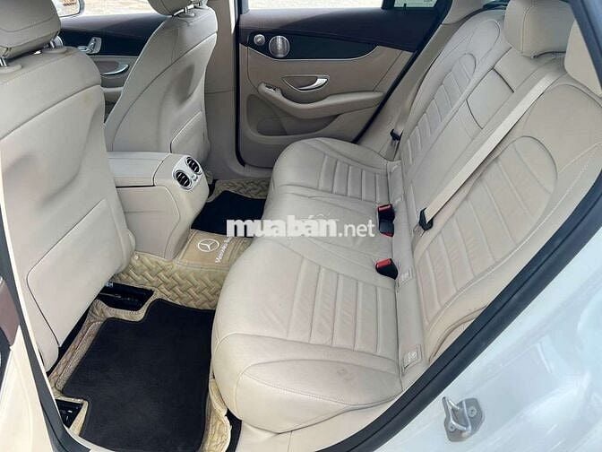 SIÊU LƯỚT Mercedes GLC 2020 300 4MATIC - 11000 km