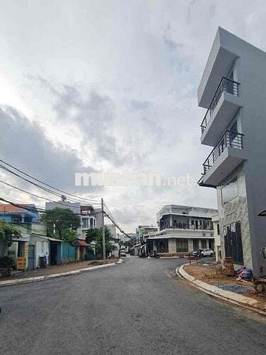 Bán nhà MẶT TIỀN ĐƯỜNG 8M KHU PHÂN LÔ - CẠNH AEON MALL TÊN LỬA