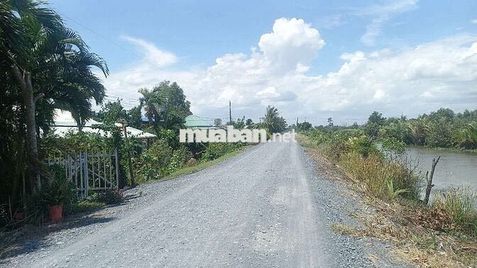 Chỉ 1.55 tỷ sở hữu 1000m2 đất thổ View Kênh cực đẹp