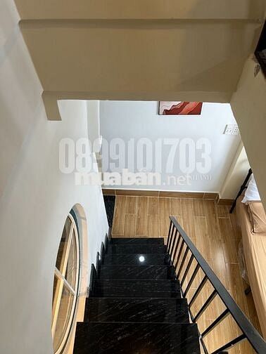 NHÀ 3 TẦNG - HẺM BA GÁC – TẶNG NỘI THẤT CAO CẤP - CHỈ NHỈNH 2 TỶ