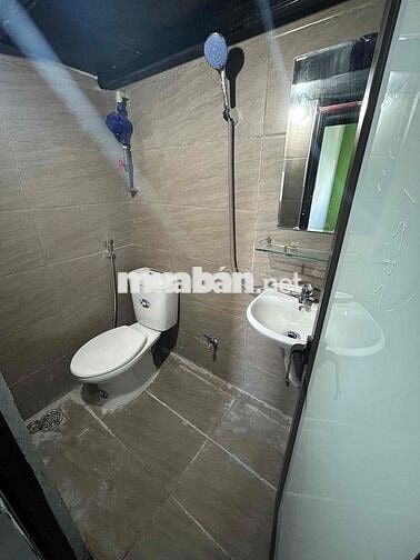 Phòng trọ khép kín phố đi bộ Carnaby ngõ 214 Nguyễn Xiển
